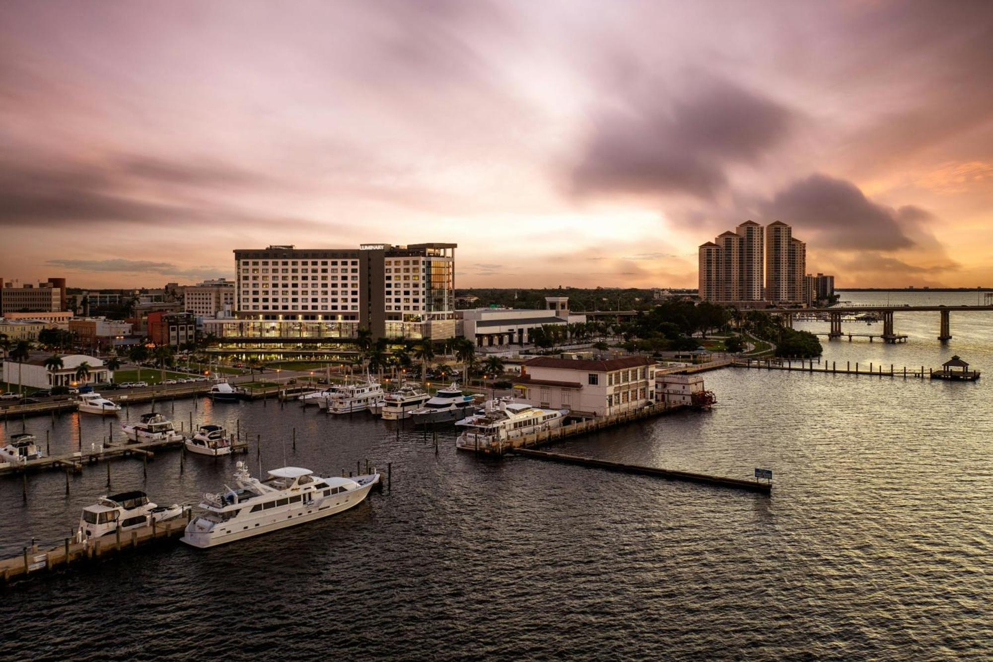 Luminary Hotel & Co., Autograph Collection Fort Myers Luaran gambar